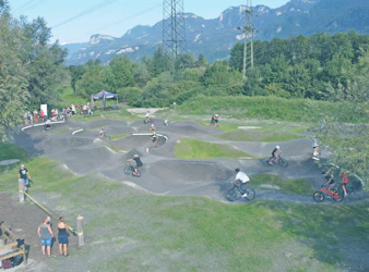 pumptrack amkumma realisiert von alliance ase gmbh mit pumptrack fans