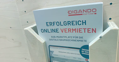 digando flyer in halterung auf bauma