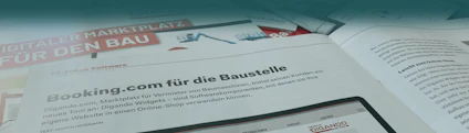 Foto Artikel "Booking.com für die Baustelle" in der Österreichischen Bauzeitung (Ausgabe 1-2/2024)